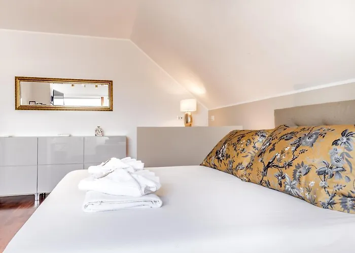 Apartament Bbhome Penthouse Bright And Elegant Metro Conca D'oro *