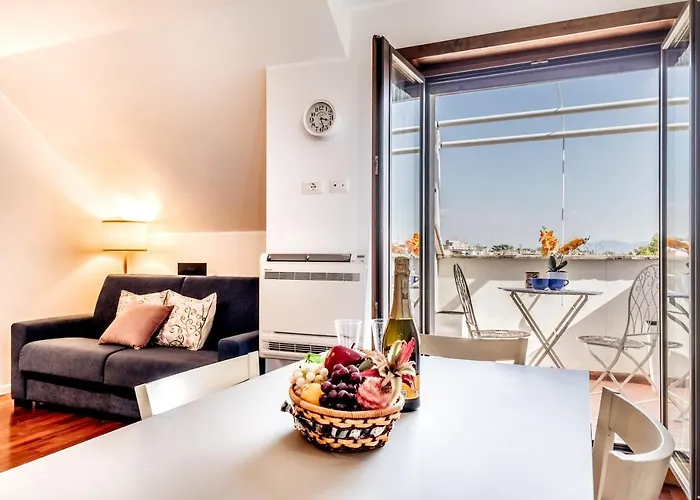 Bbhome Penthouse Bright And Elegant Metro Conca D'oro *
